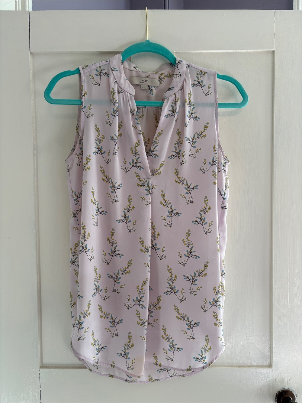 LOFT Lavender Floral Sleeveless V-Neck Blouse